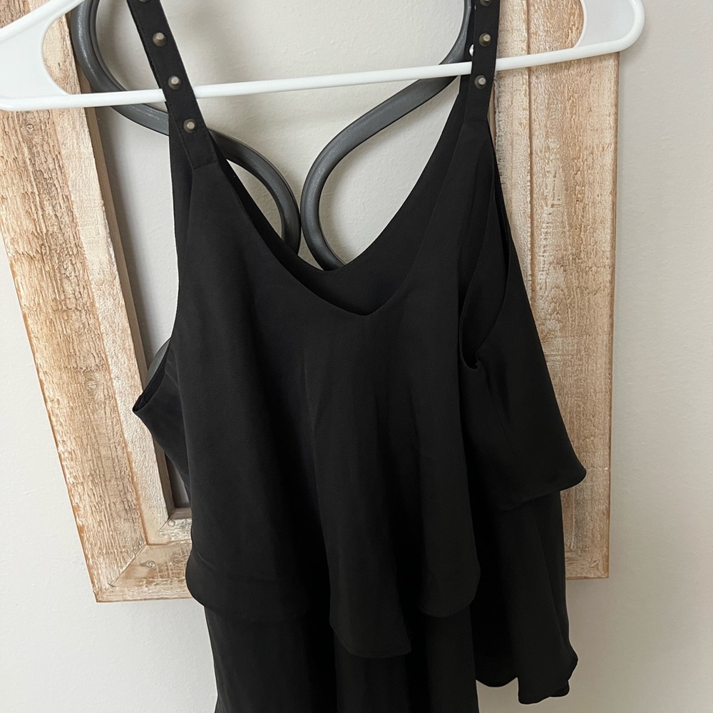 Size small - Picture 2 of 4